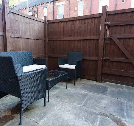 The Victoria - Close To Centre - Sleeps 8